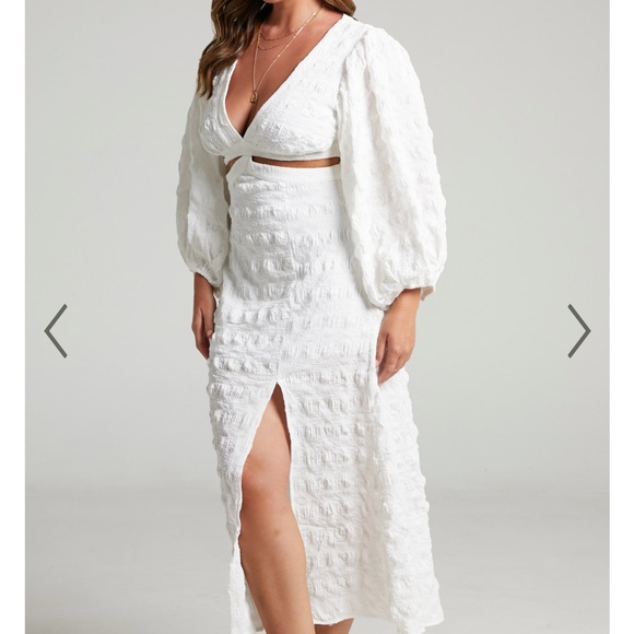 Showpo TABATHA PUFF SLEEVE CUT OUT MIDI DRESS IN WHITE CHECK - Picture 3 of 8